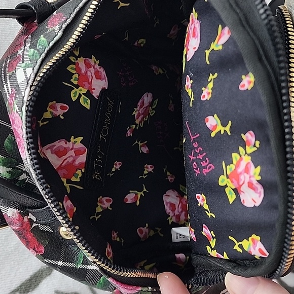 Altered Betsey Johnson Floral Dog Small Backpack Turned Crossbody Purse… - Picture 7 of 11